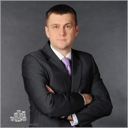 Piotr Kuczyński w Wikipedii - co się kryje za jego historią?