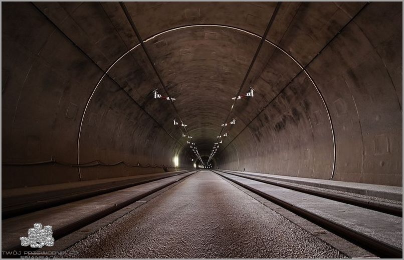 Tunel Pod Kanałem La Manche - Co się kryje pod powierzchnią?.